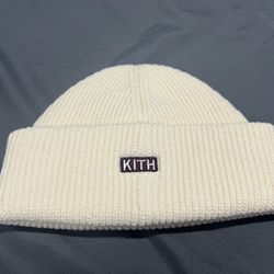 Kith Bergdorf Goodman Mia Chunky Knit Beanie 