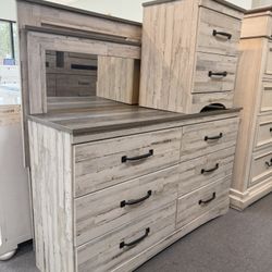 Queen bedroom set (FREE 24H DELIVERY AND SETUP)