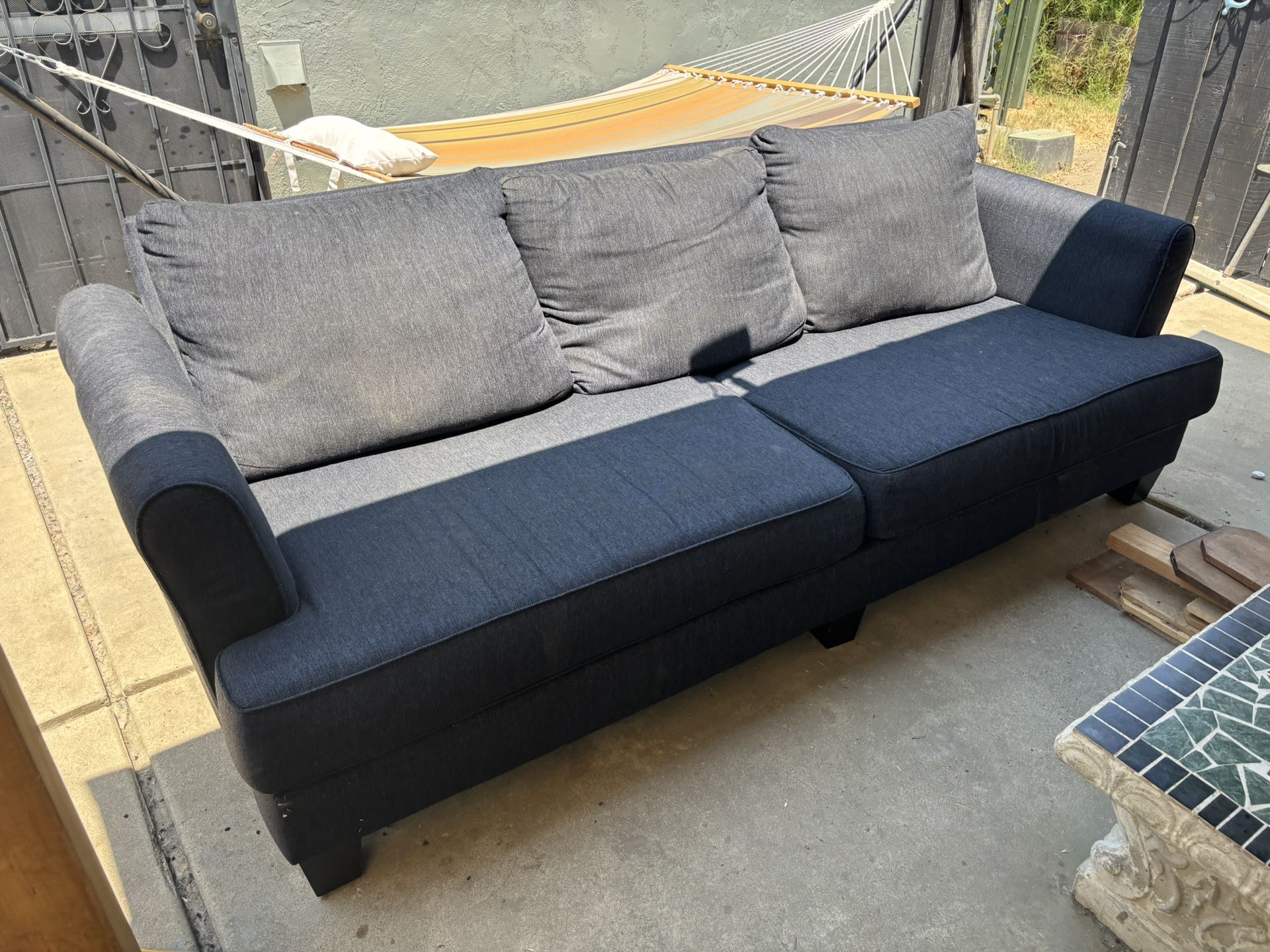 Free Sofa