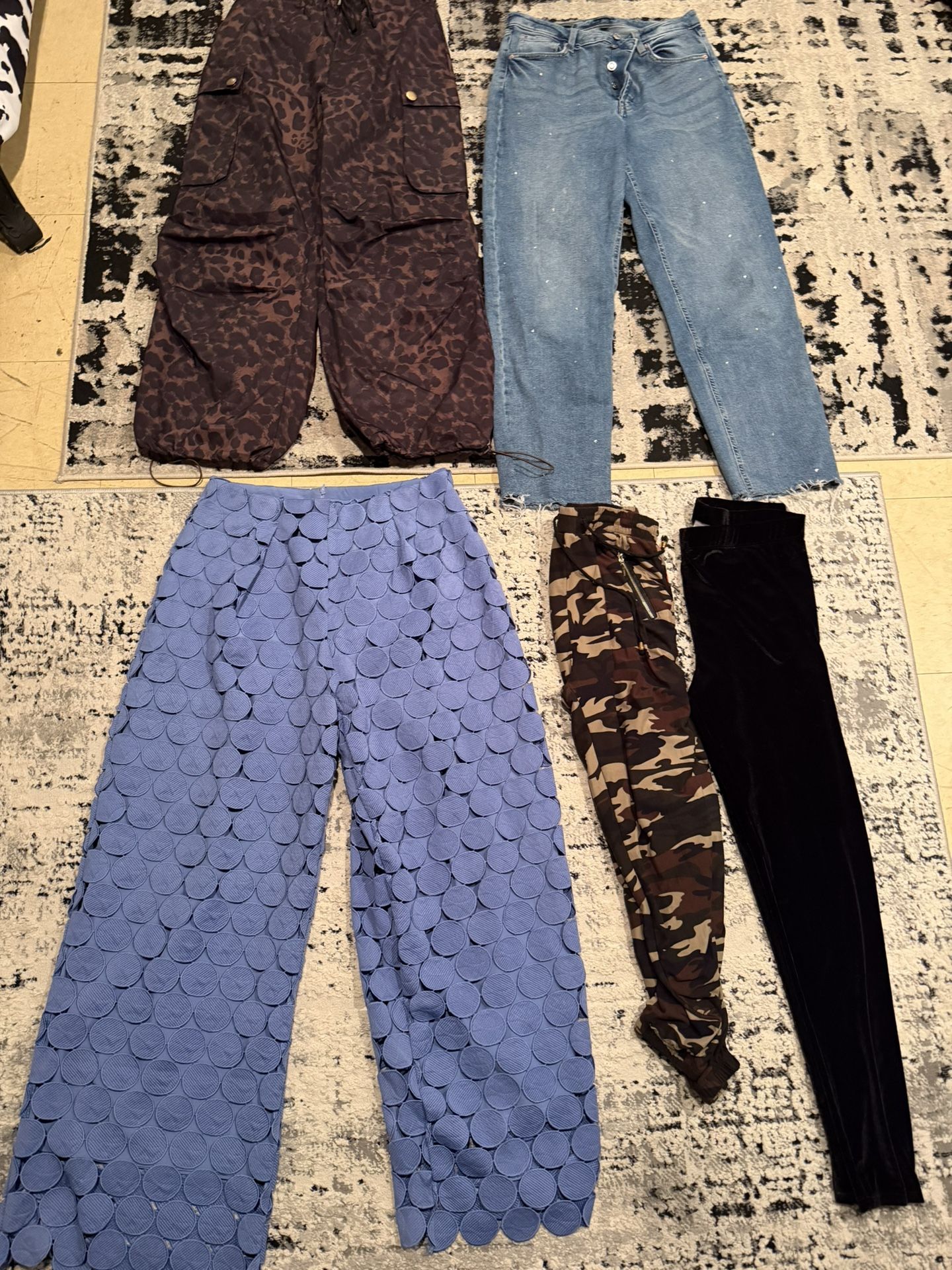 Women’s Pants Jeans Leggings Cargo Size Large