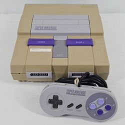 Nintendo Super Nintendo Entertainment System SNES Video Game Console SNS-001 
