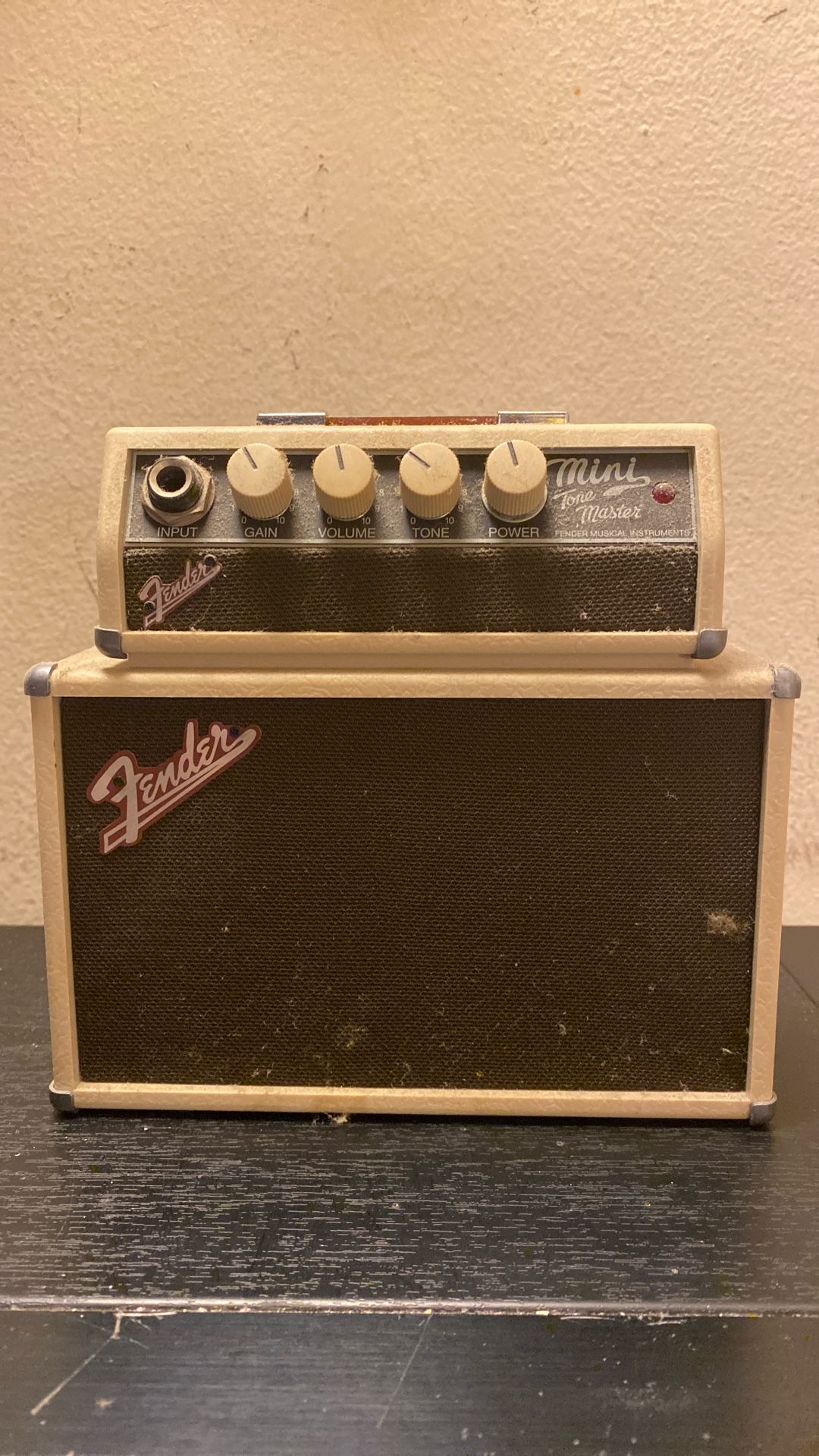 Fender Mini Tone Master $10