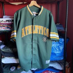 Chavez A’s Jersey🔥 size Large in Men for $35‼️‼️
