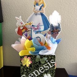 Alice In Wonderland Birthday Party Centerpiece.