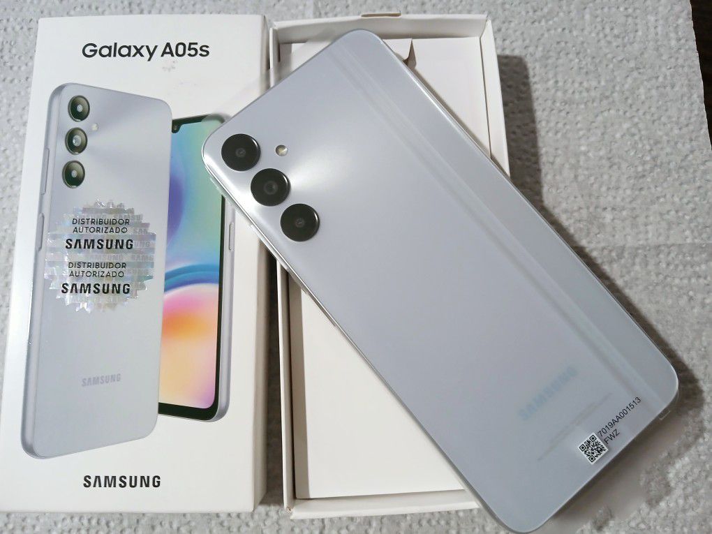 Celular Samsung A05s Silver
