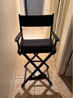 Directors chairs - used in good condition - 1 red & 3 black left - delivery available