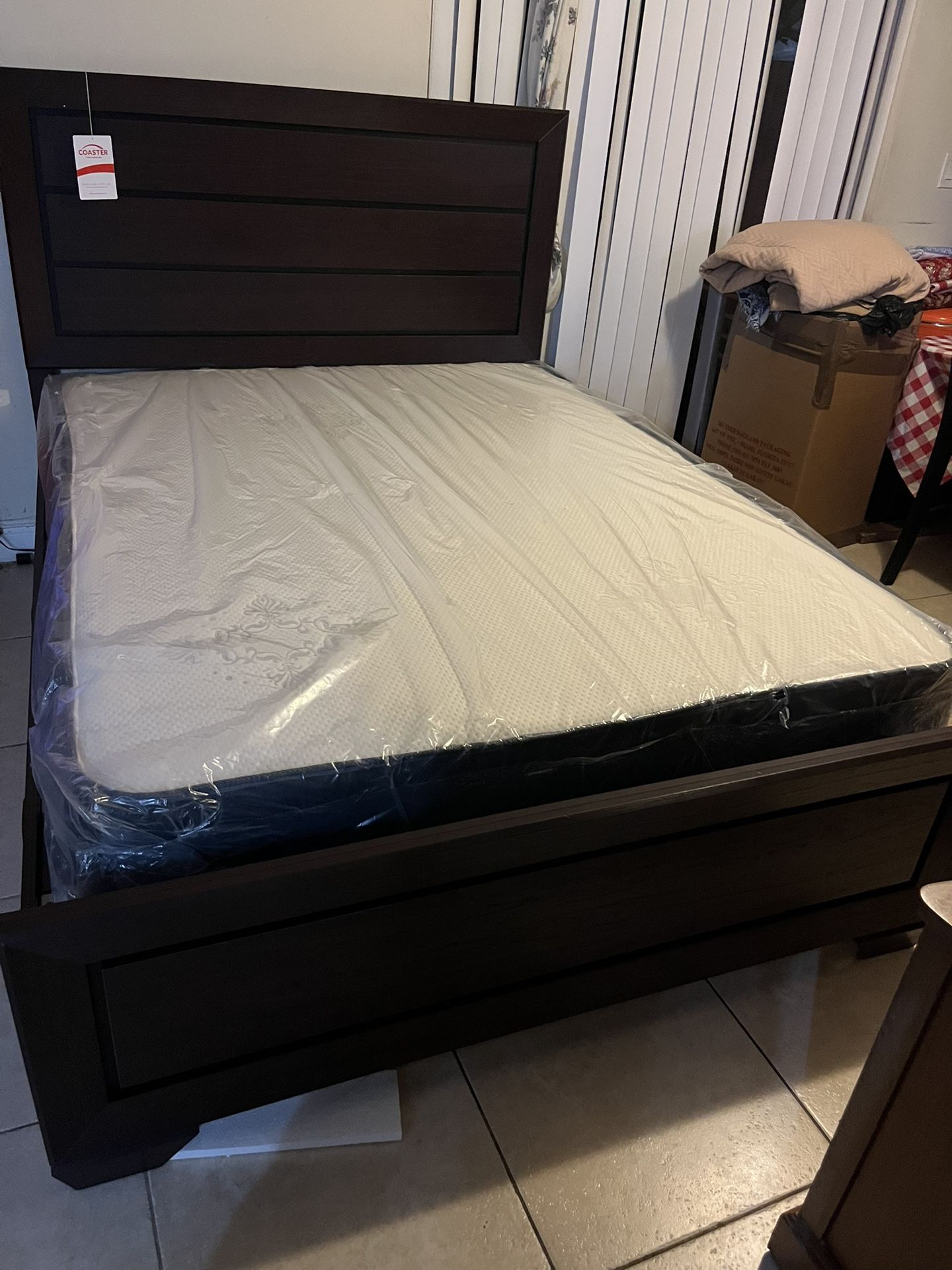 Dark Brown Bed W/ Storage Drawers
