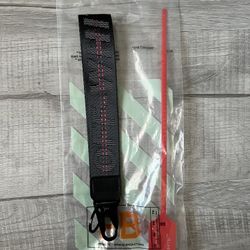 Off White Keychain Black 