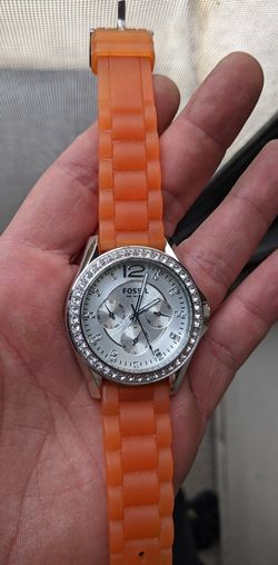 Woman's Fossil Silicone Stap Glow In The Dark Chronograph Watch