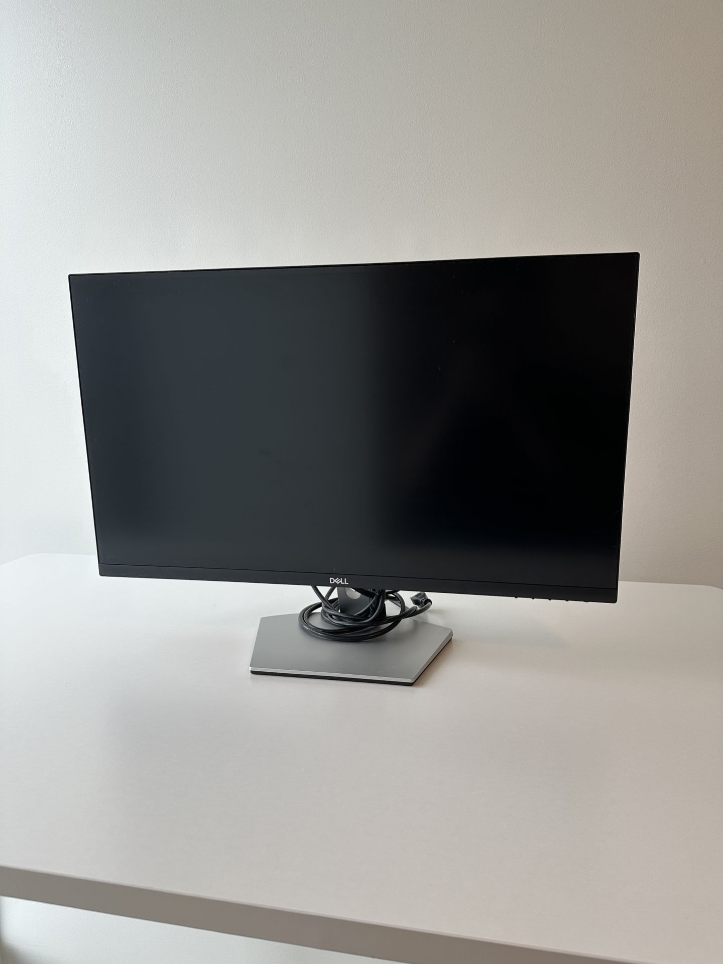 Dell 27 inch QHD Monitor