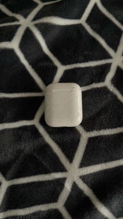 AirPods 2024
