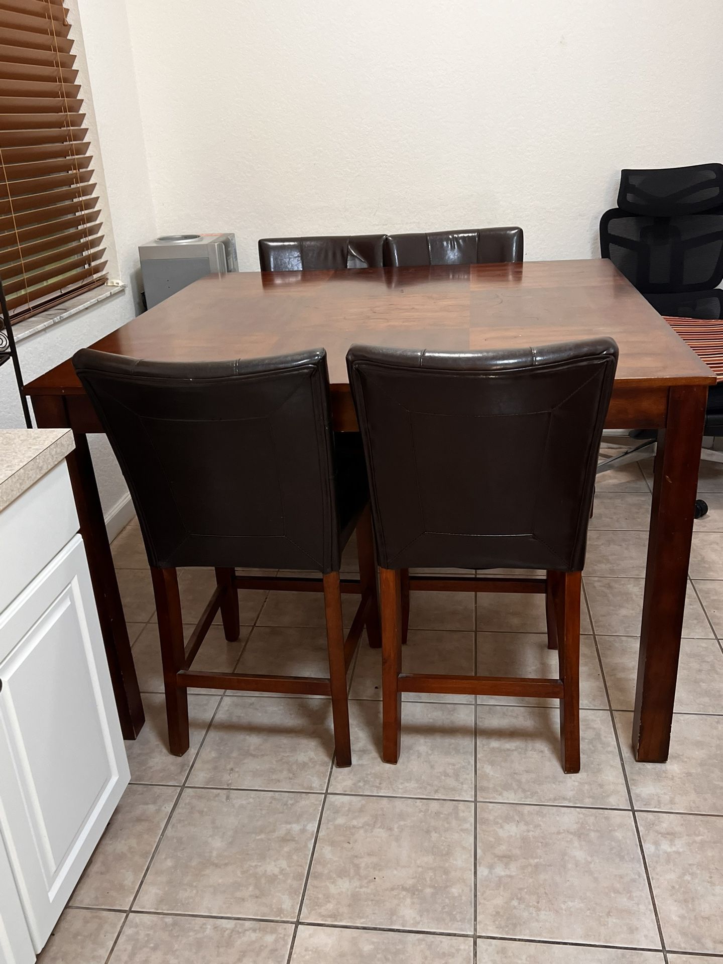 Dinner Table With 5 Chairs-