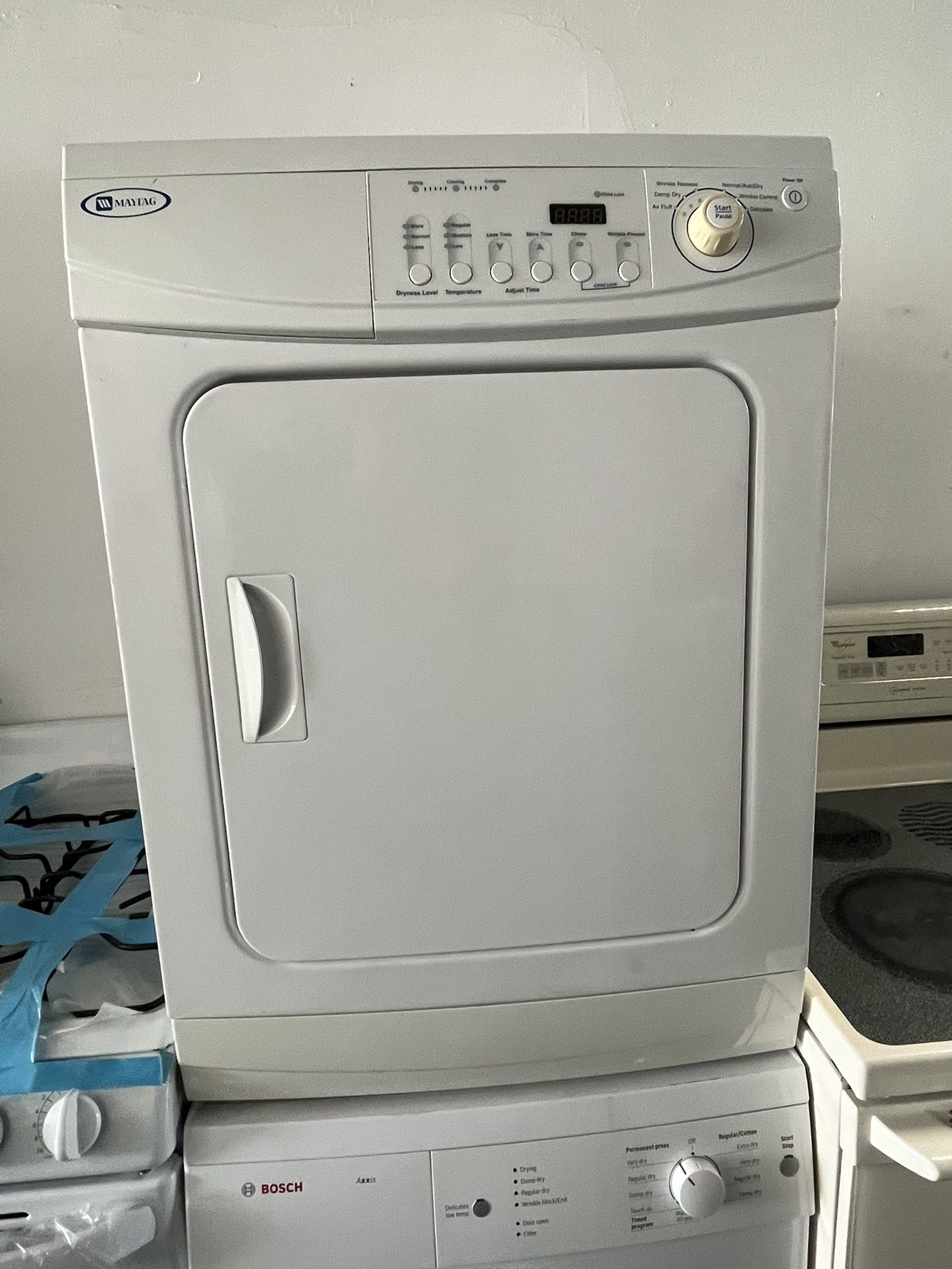 Dryer Maytag Bosch 24”