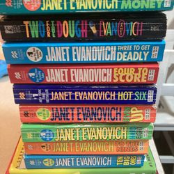 11 Janet Evanovich-A Stephanie Plum Novels 
