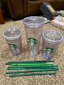Starbucks Clear Plastic Tumblers with Straws – Set of 3