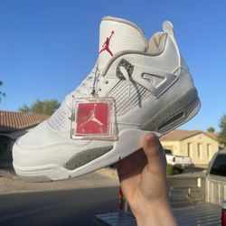 Jordan 4 White Oreo (NEED GONE)