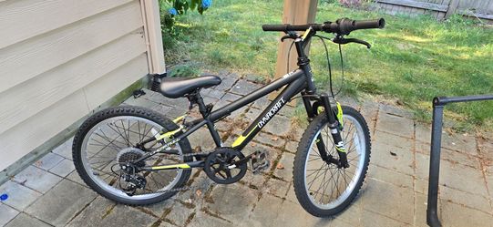 Dynacraft kids bike
