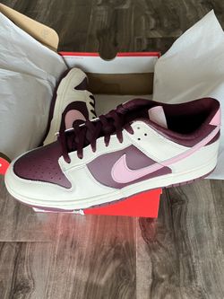 Dunk Low PRM ‘Valentine’s Day’ size 12