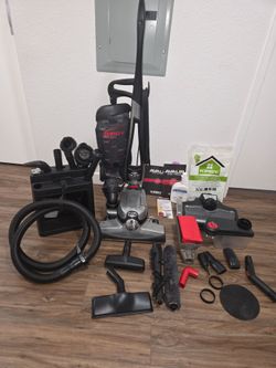 Kirby Avalir Vacuum Cleaner System + Carpet Shampooer & Attachments
​