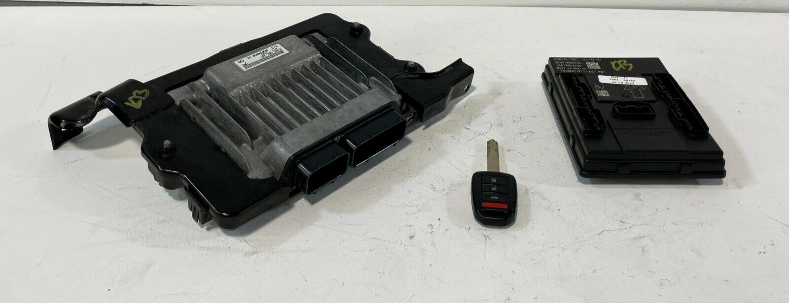 OEM PART 2017 HONDA CIVIC LX SEDAN ECU BCM & KEY LITE
