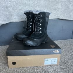 Winter Booth The North Face Youth