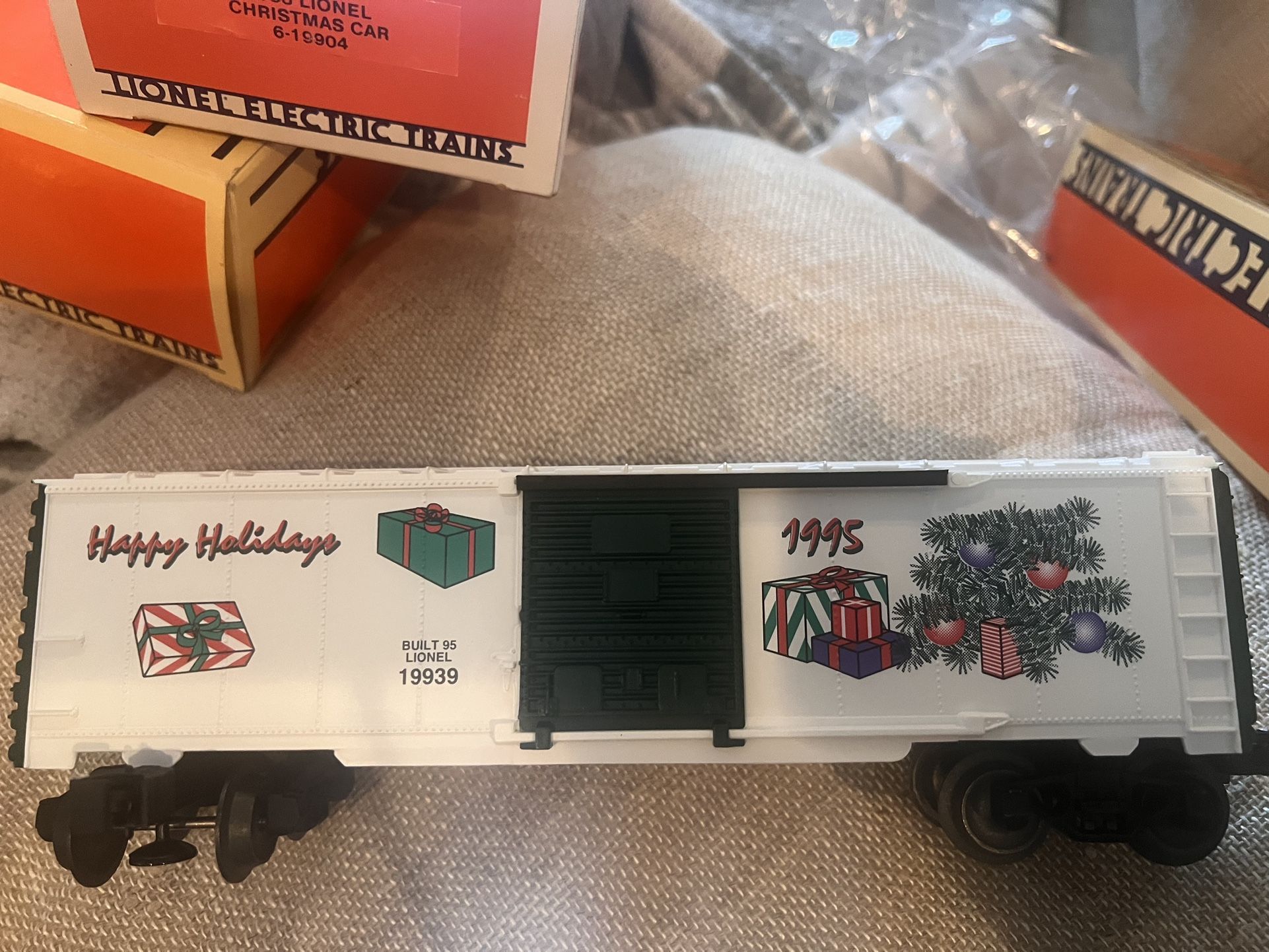 1995 Lionel Employee Christmas Boxcar- No 19939