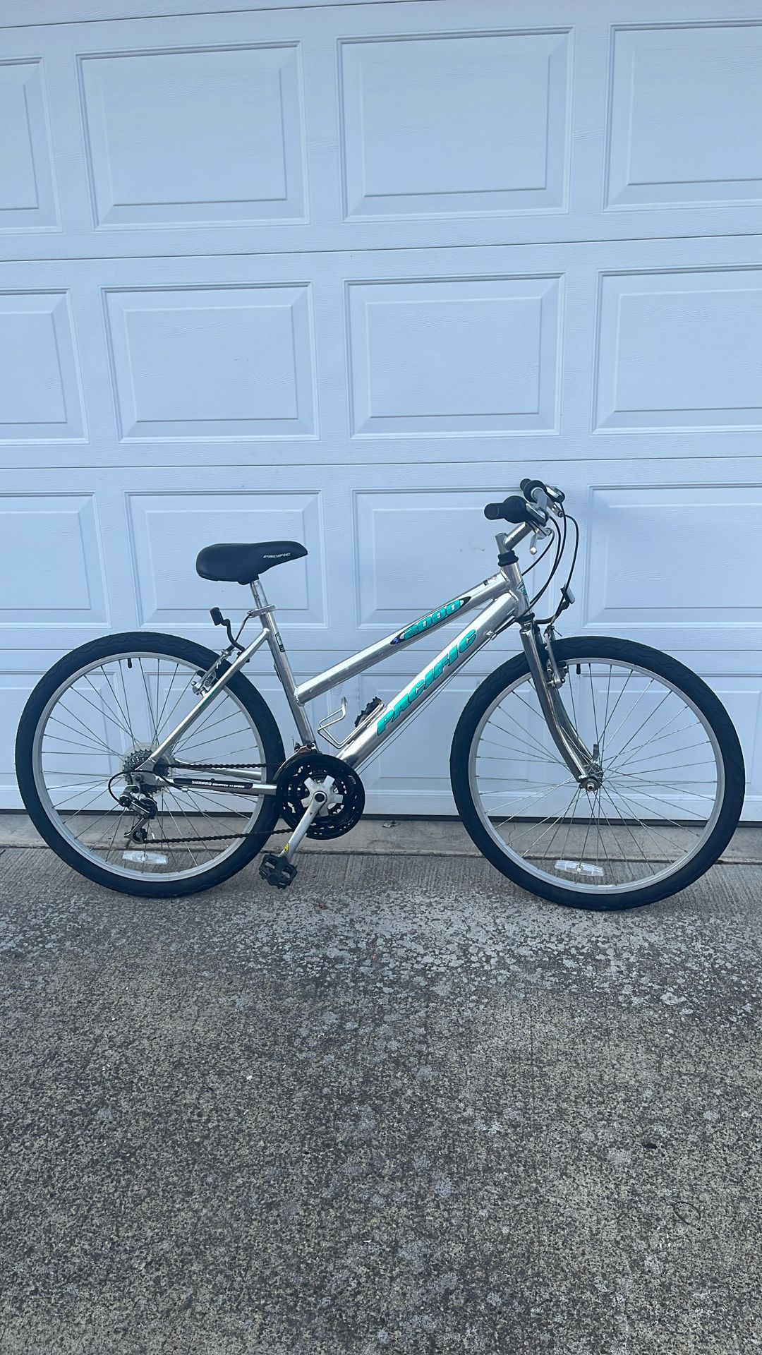 PACIFIC 2000 Road/ Commuter Bike 18” Frames 21 speed 6061 Aluminum