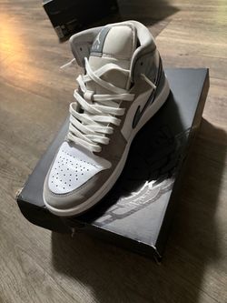 Air Jordan 1 Mid White Grey Sneakers