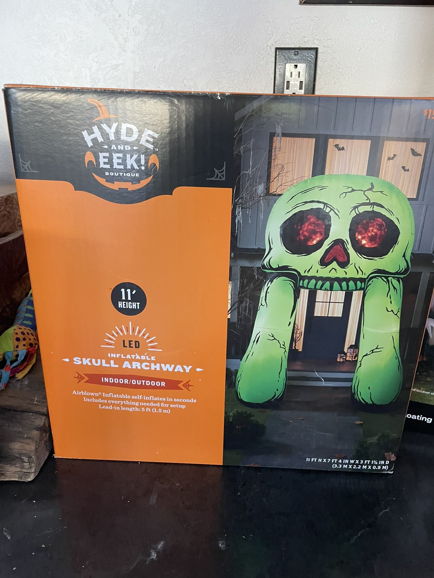Skull Archway Inflatable Halloween 