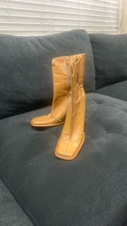 Brazilian Woman’s Leather Boots / 8 1/2 