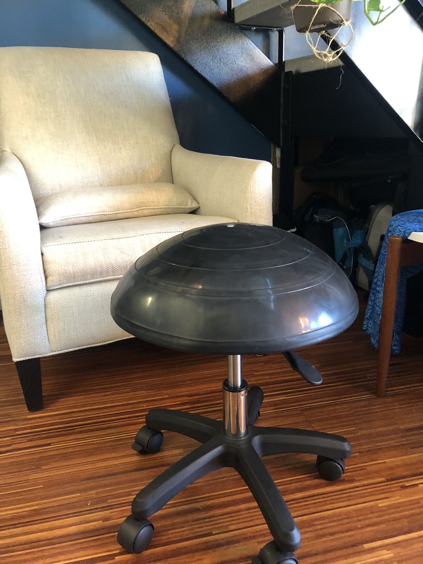 Gaiam Balance Ball Stool / Desk Chair