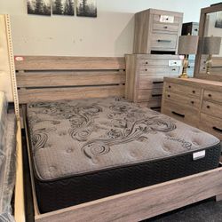 New In Box Queen Size Platform Bed Dresser Mirror $749. Mattress & Other Pieces Are Available 