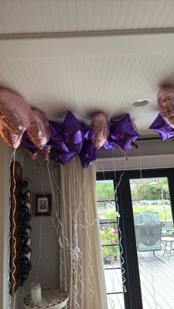 Free helium balloons pink and purple. 18