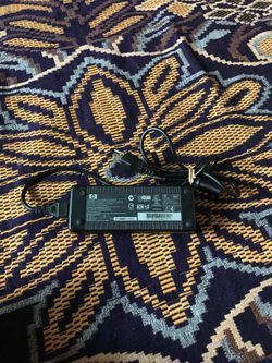 Hp laptop adapter excellent working condition