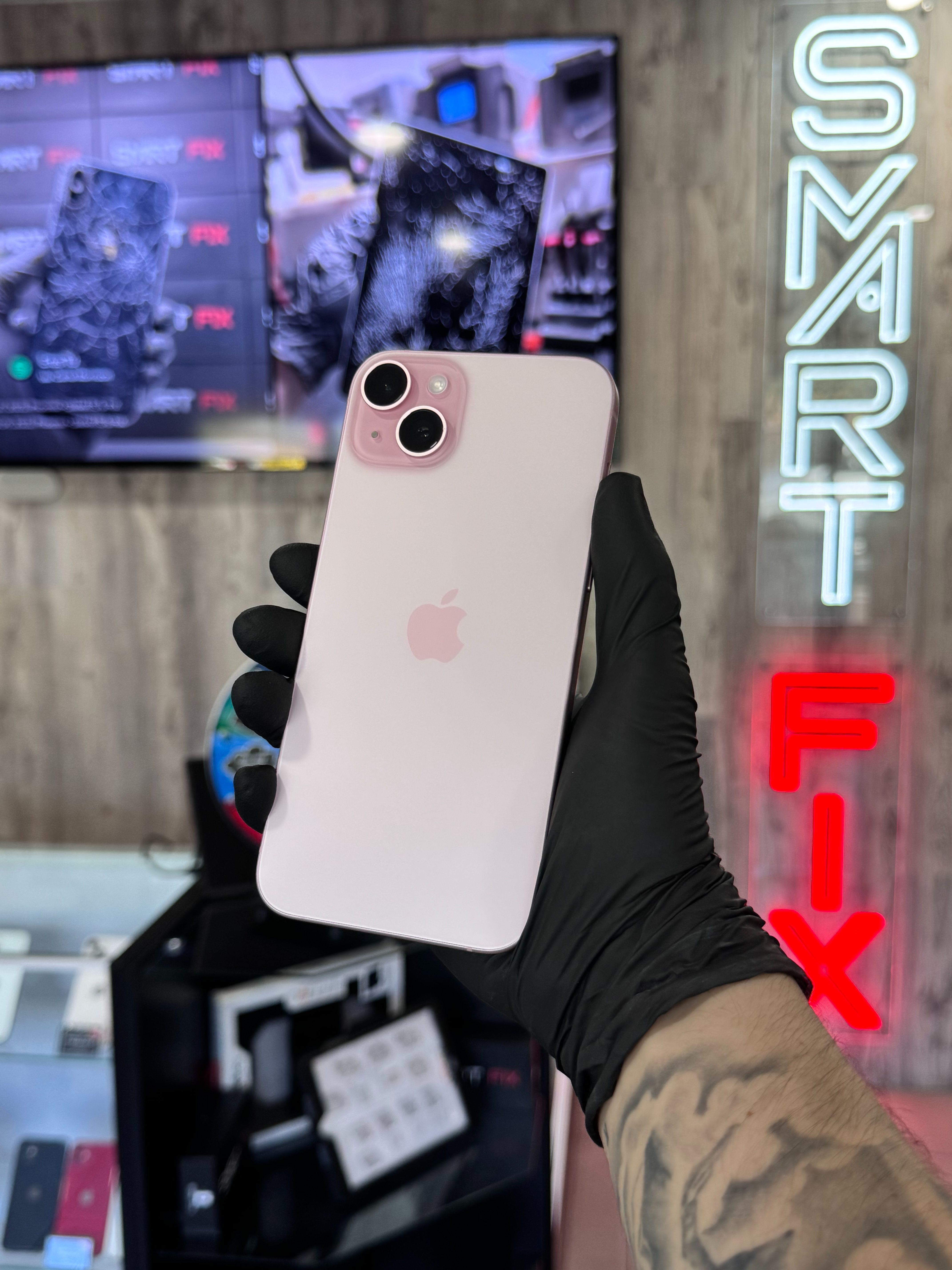 Apple iPhone 15 Plus 128 GB - Pink (Unlocked) + Warranty