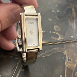 Gucci 1500L  Women’s Watch 