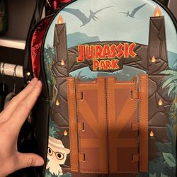 Jurassic Park Lounge Fly