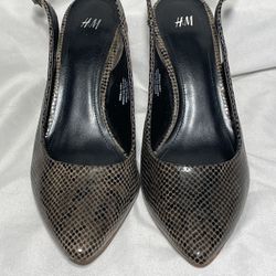 H & M Shoes Women’s Size 8