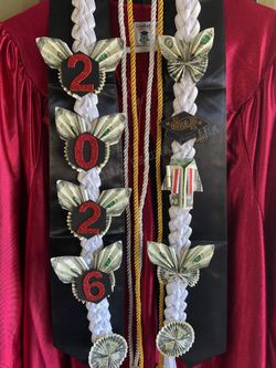 Graduation lei