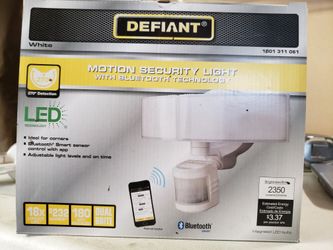Defiant Bluetooth Motion Security Light