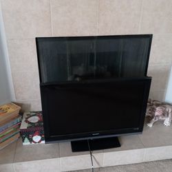 Sharp 32 " Inch Tv With Remote Good Condition Not Smart  Tv