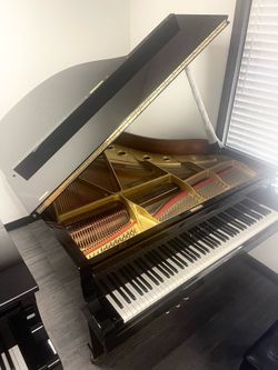 Pristine condition Yamaha C3 Grand Piano