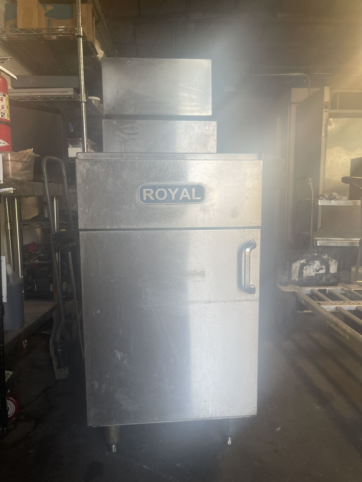 Royal Deep Fryer 65 Lbs $850