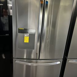 New Open Box Lg French Style Stainless Steel Refrigerator Full Size 