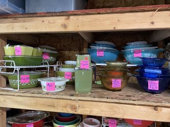 Pyrex Collection Of Vtg. Bowls Casseroles,Baking All Individually Priced Just In Time For Christmas.