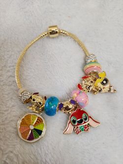 Charm bracelet
