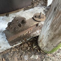 Vintage. I Don’t Know What This Is