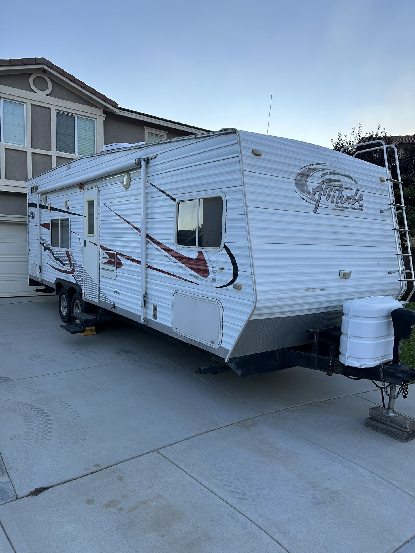 2007 Eclipse Attitude