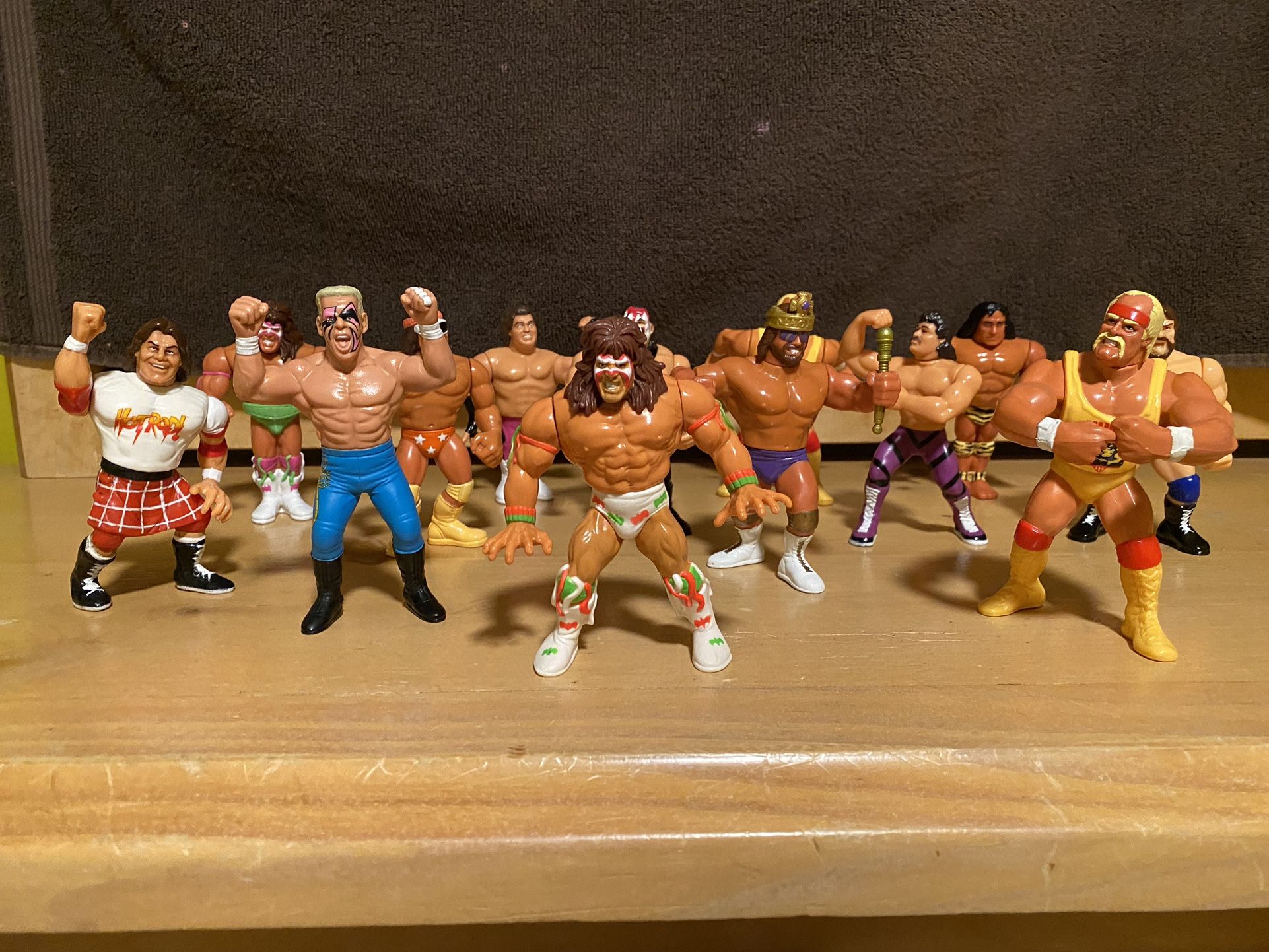 1990s Vintage WWF/WWE Wrestling Action Figure Toy Lot