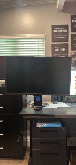 BenQ PD3200U 32” 4K UHD Monitor – Excellent Condition